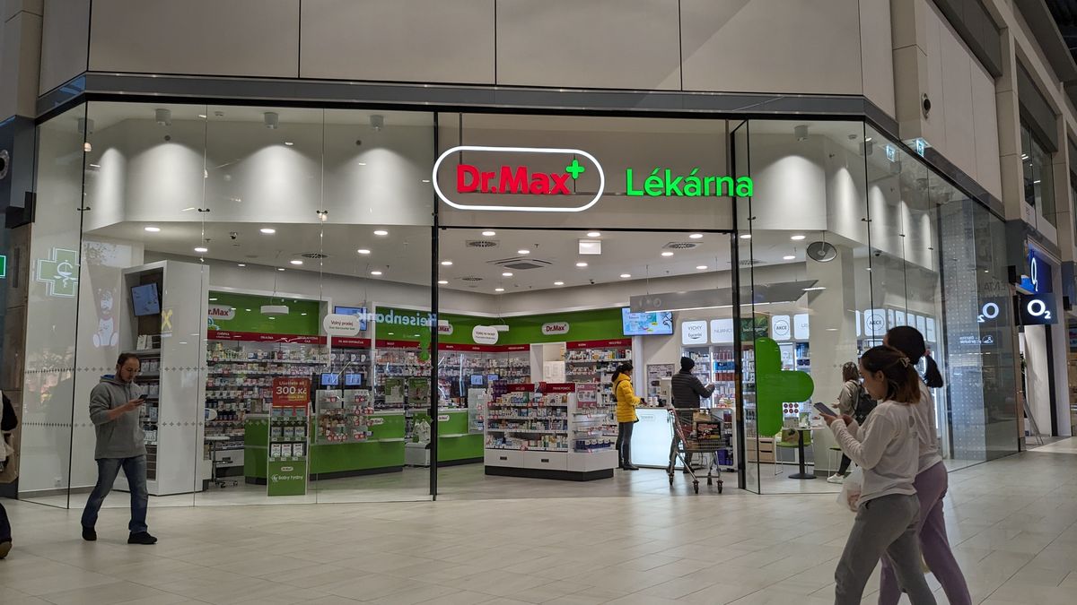 Češi při chřipce kupují céčko, v Srbsku mají zelí, říká manažerka Dr.Max